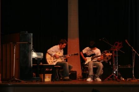 Justin Yang Guitar Student accompanied by Daniel Babekuhl Guitar Teacher